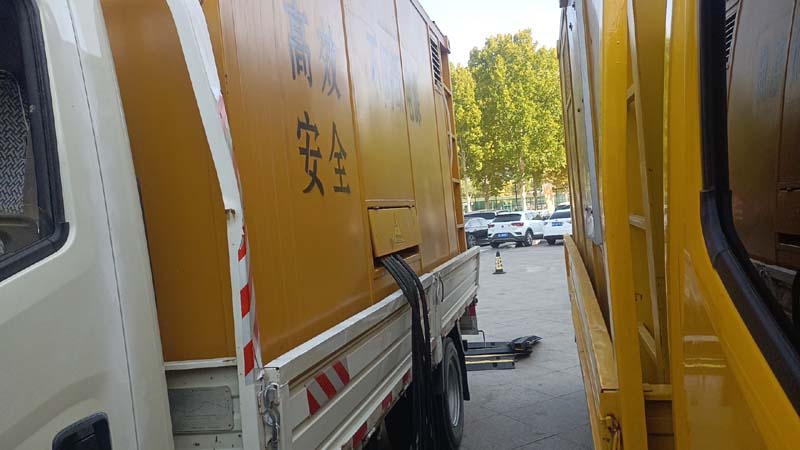 弋江如何判断柴油发电机组和UPS电源的切换时间是否符合要求？