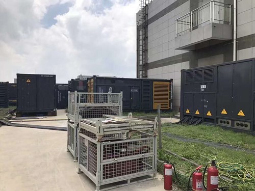 弋江除了定期检查，还有哪些方法可以及时发现接触式转速表探头的磨损？