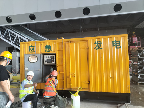 弋江怎样判断空气滤清器是否需要更换？